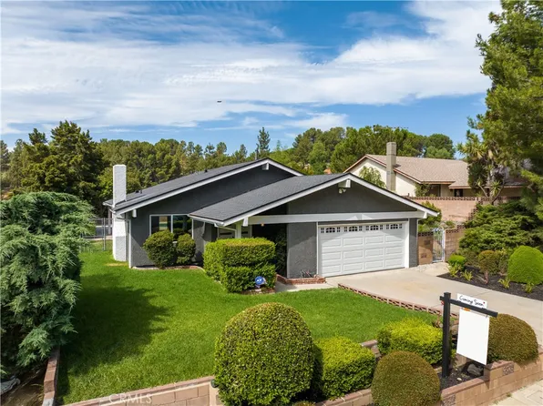 14109 Tucker Ave, Sylmar, CA 91342