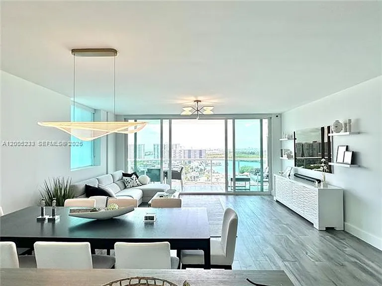 400 Sunny Isles Blvd #1708 — Photo 3