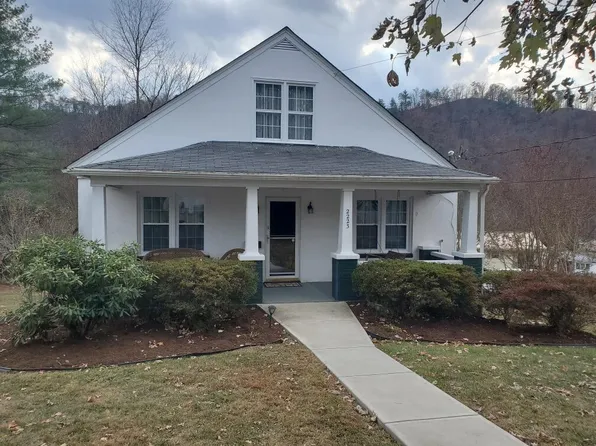 2223 Dressler Dr, Covington, VA 24426