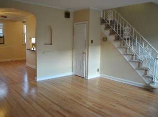 5922 Houghton St, Philadelphia, PA 19128
