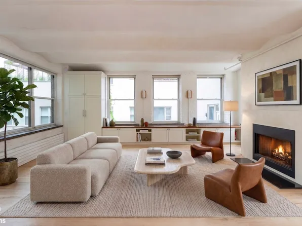429 Greenwich Street image 1 of 20