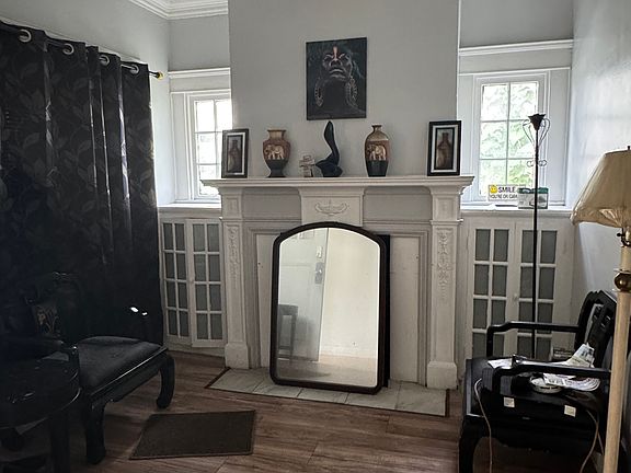 2nd image of 11918 Phillips Ave