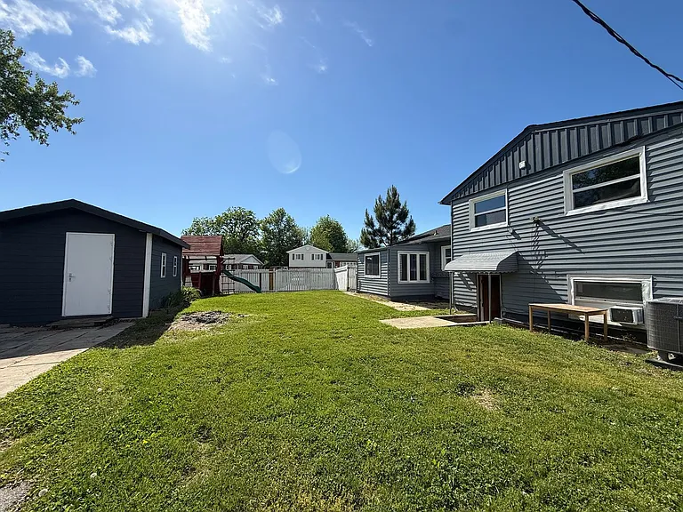 7805 Brevort Rd — Photo 26
