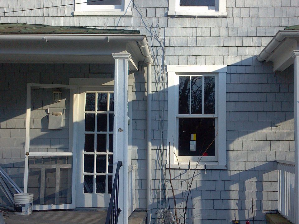 2011-12-28_14-49-55_463_11102015