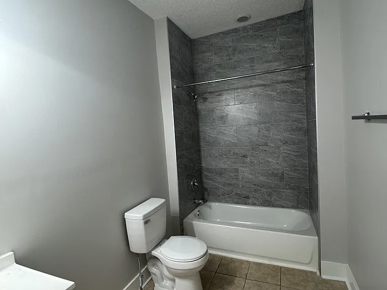 66 Amherst St — Photo 6