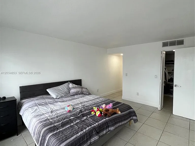 6545 Indian Creek Dr #509 — Photo 12