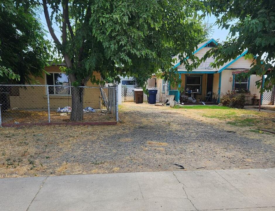 2nd image of 1198 N E Street