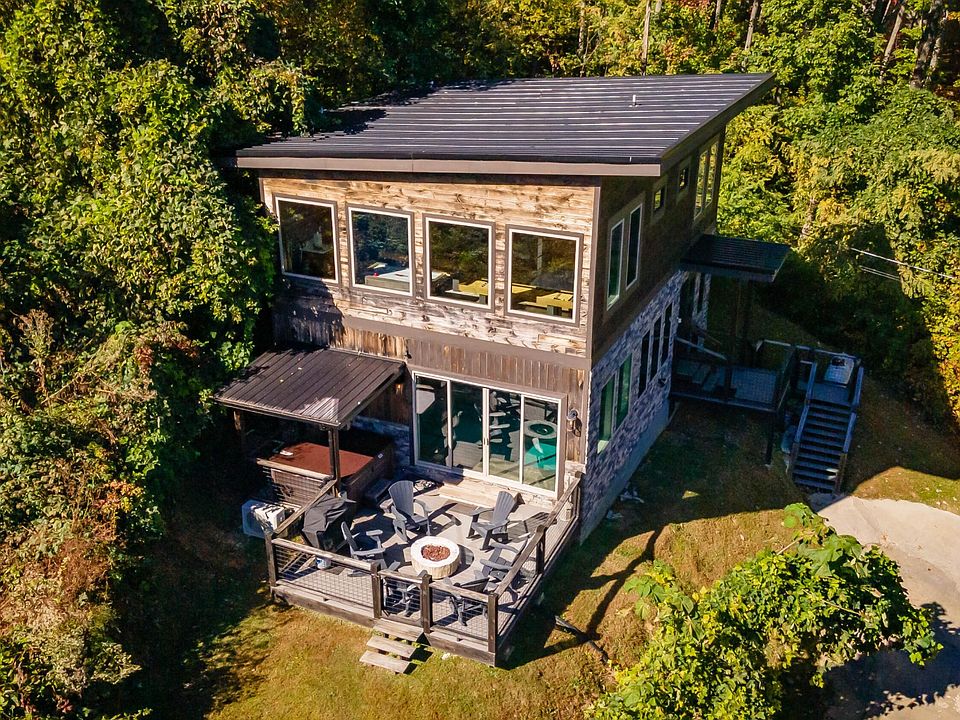 1st image of 869 Chestnut Dr