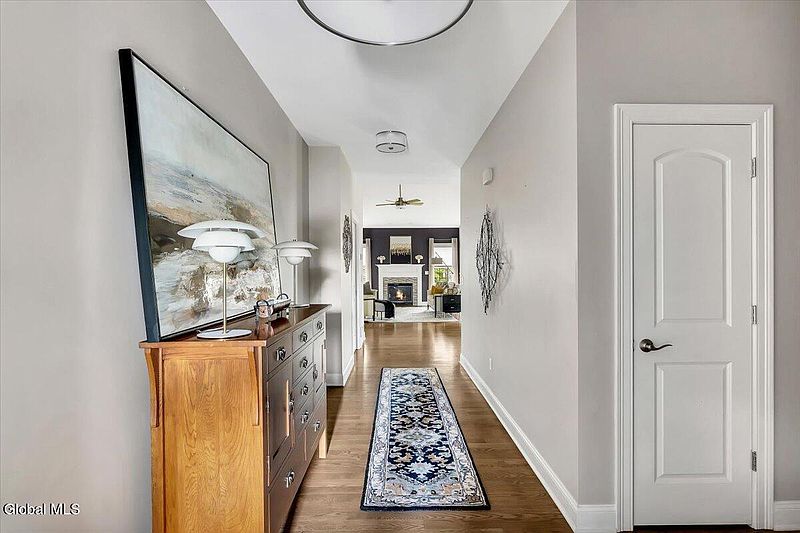 3rd image of 26 Fieldstone Drive