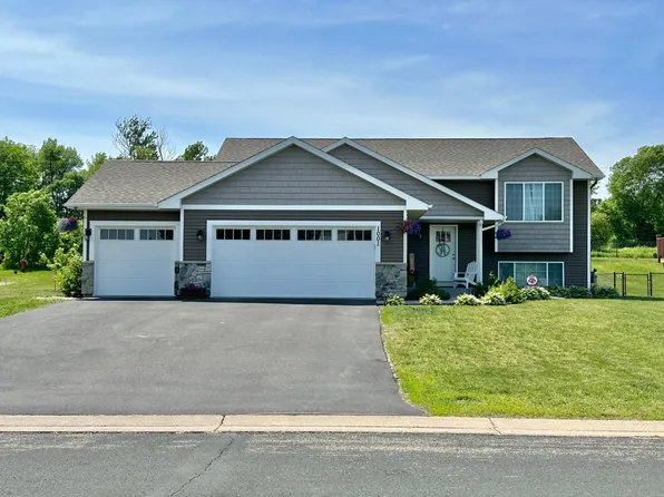 1001 Wyoming St, Roberts, WI 54023