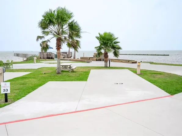 101 Caribbean Dr #33, Corpus Christi, TX 78418