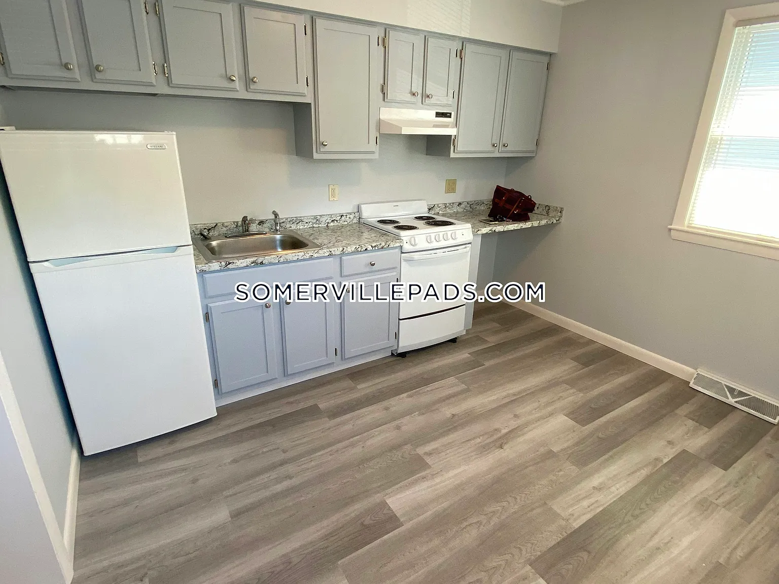 Studio, 500 sqft, $2,350 — Photo 4