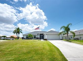 2100 SW 12th Ln, Cape Coral, FL 33991