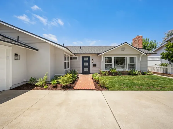 3221 Copa De Oro Dr, Los Alamitos, CA 90720