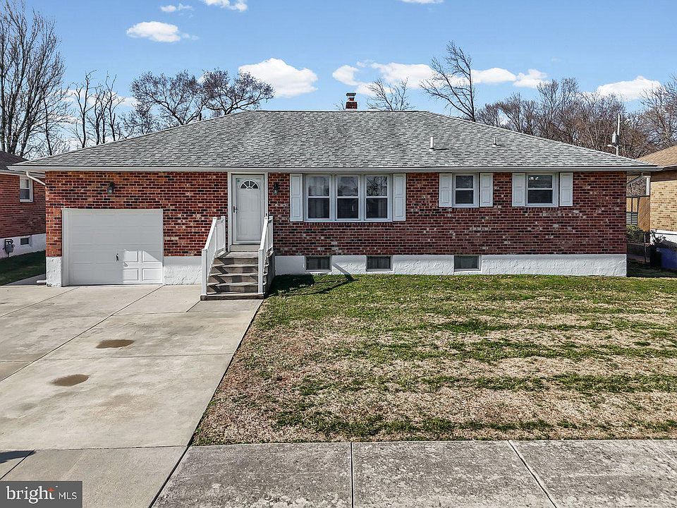 1st image of 12 Dale Ct