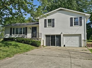 106 McCulley St, New Franklin, MO 65274