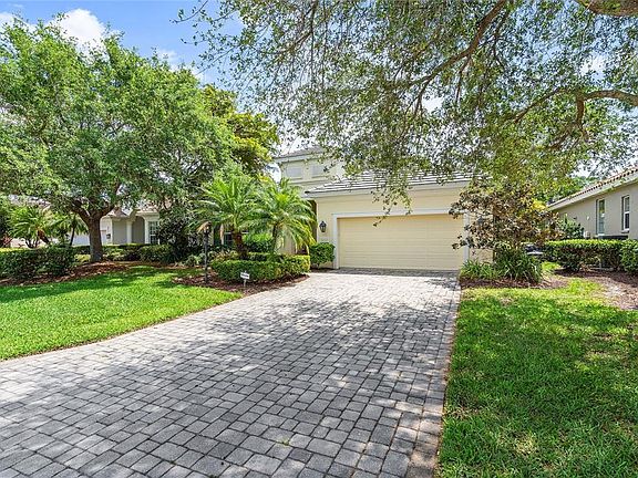 3rd image of 8416 Abingdon Ct
