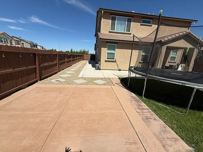 1509 Adelsheim Ave — Photo 2