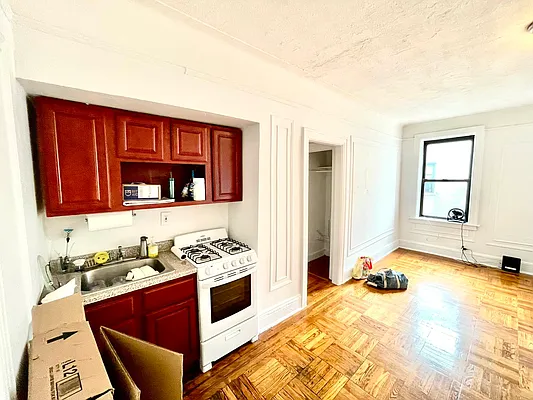 Rented by Pear NYC LLC | media 16