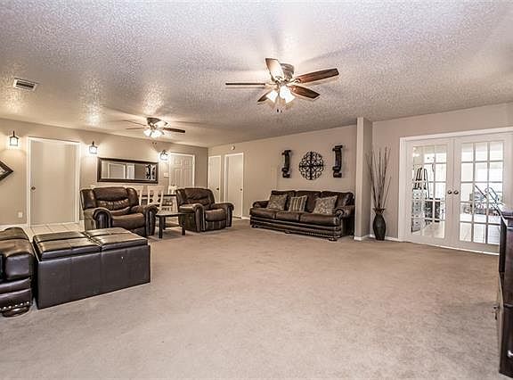 5th image of 10570 Rose Garden Ct