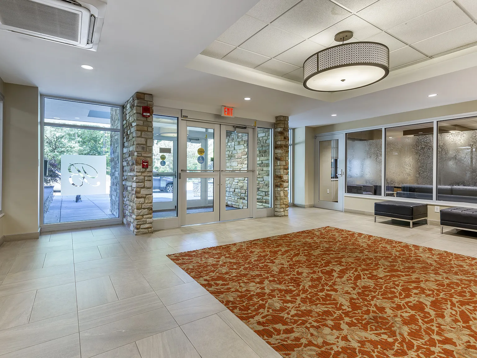 Broadview Apartments — Photo 4