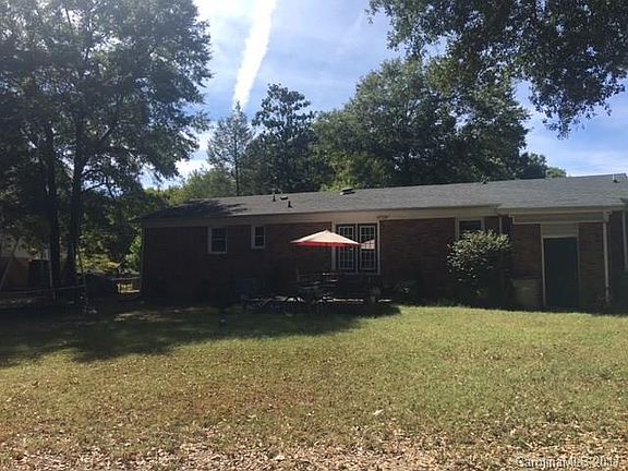 2nd image of 1908 Berkshire Dr