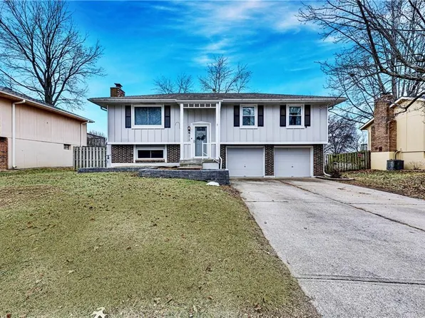 1919 SW 5th St, Lees Summit, MO 64081