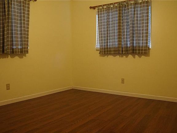 3rd image of 5501 29th St N