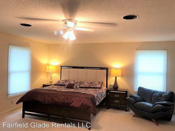 5th image of 40 Heather Glen Cir