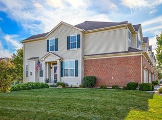 9933 Cummings St, Huntley, IL 60142