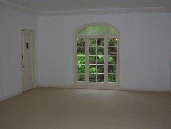 2nd image of 445.5 S Maple Dr