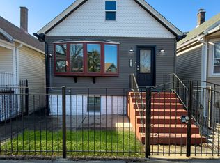 10726 S Mackinaw Ave, Chicago, IL