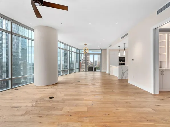 200 Congress Ave Unit 15E, Austin, TX 78701