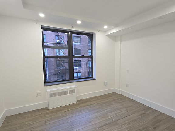 3rd image of 216 E 29th St APT 2A