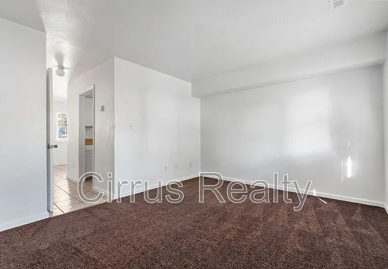 98 Francis St — Photo 9