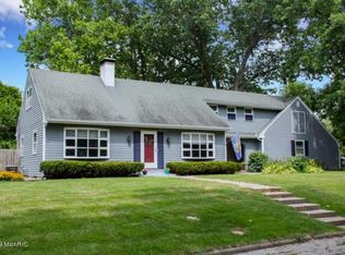 1105 Plym Rd, Niles, MI 49120