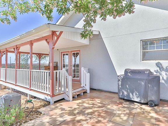 4th image of 102 Crestview Rd