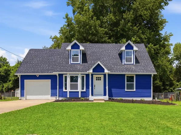 572 Donna Dr, Clarksville, TN 37042