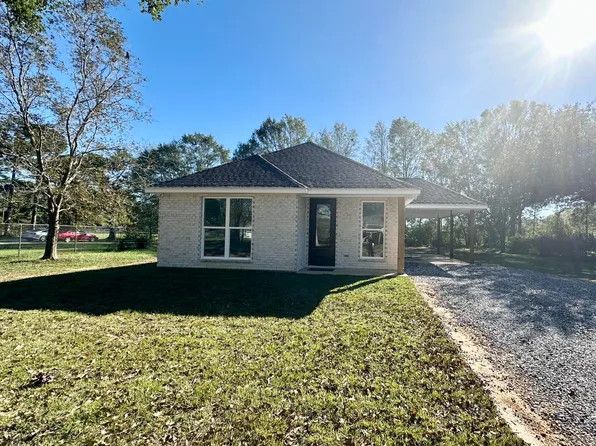 11 Hundley Rd, Carriere, MS 39426