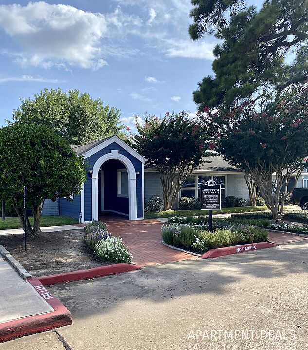 1st image of 11906 Barwood Bend Dr #3294