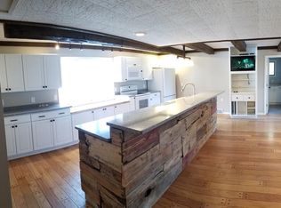 940 Parkway Dr, Wisconsin Dells, WI 53965