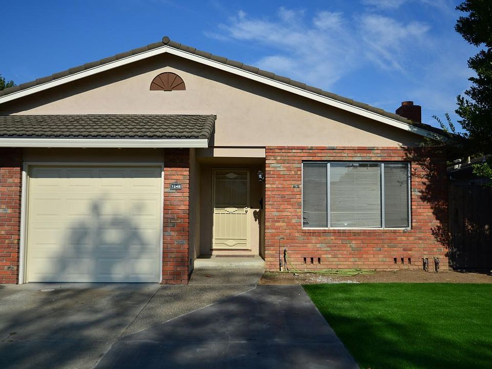 1st image of 1248 Gainsborough Dr