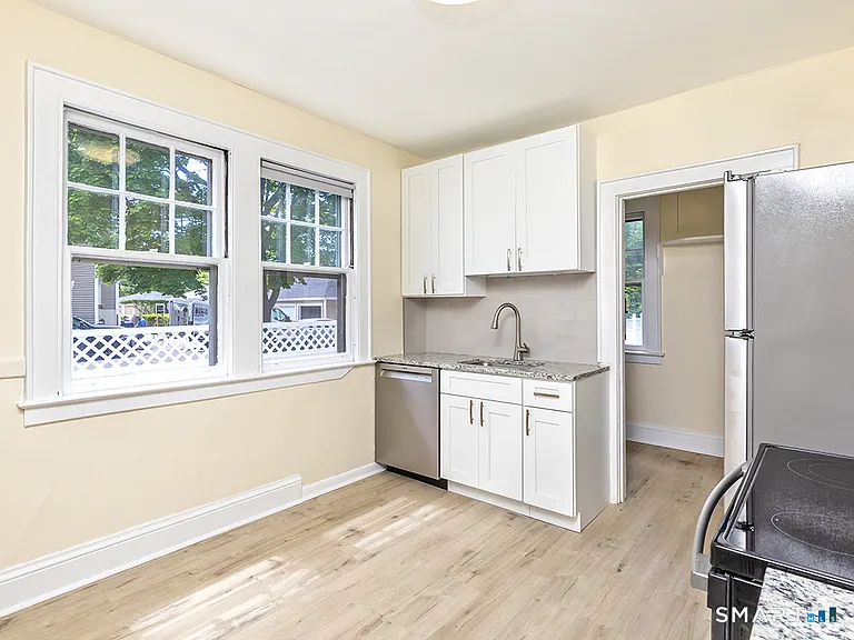 89 Maplewood Ave #1 — Photo 14