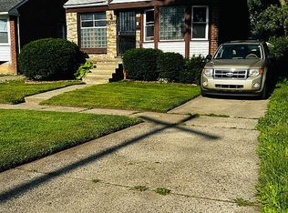 18952 Dale St, Detroit, MI 48219