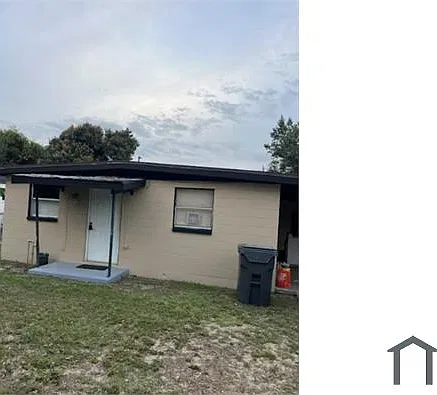 218 Lincoln Ct