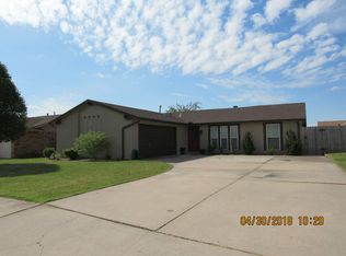 6906 SW Fenwick Ave, Lawton, OK 73505