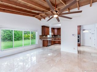 6235 SW 38th St, Miami, FL 33155