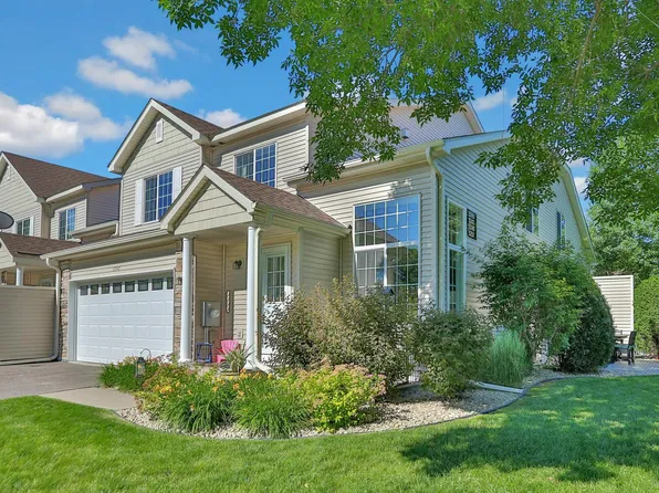 5245 207th St N, Forest Lake, MN 55025