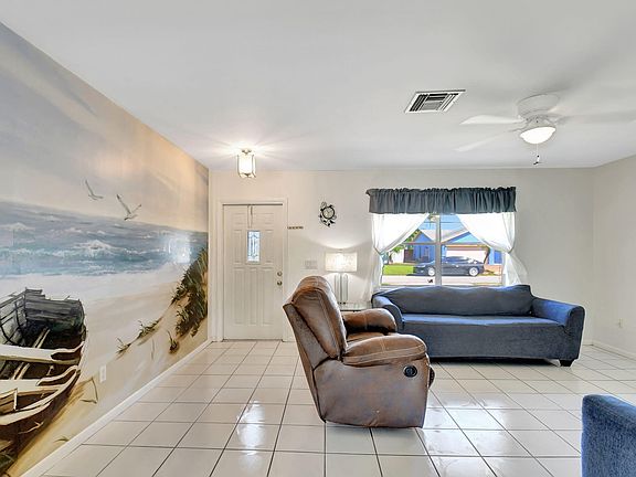 4th image of 3848 Coelebs Avenue