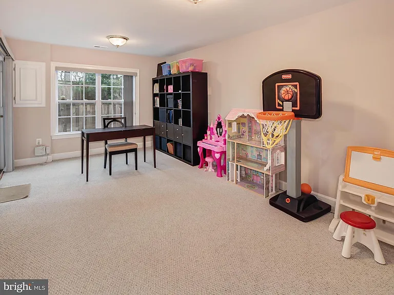 2958 Thompson Park Ln — Photo 31